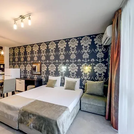 아파트호텔 Briz 3*