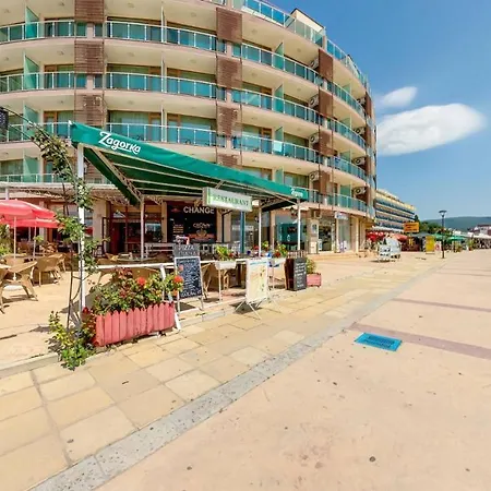 Briz Aparthotel