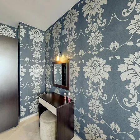 Briz Aparthotel