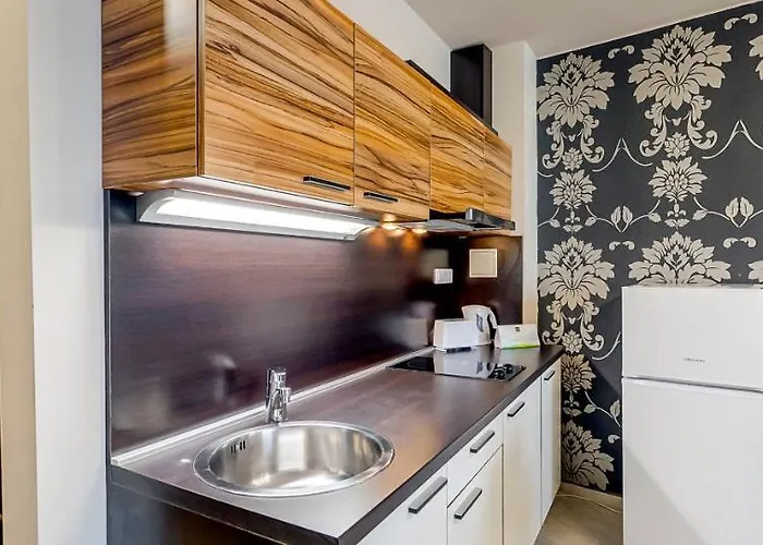 Briz Lägenhetshotell 3*