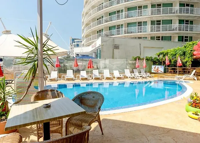 Lägenhetshotell Briz 3*