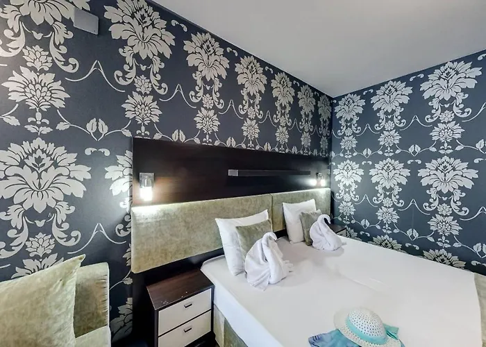 Briz Lägenhetshotell Slăntjev Brjag