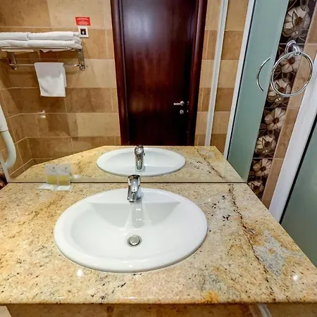 бриз бийч 3* Слънчев бряг