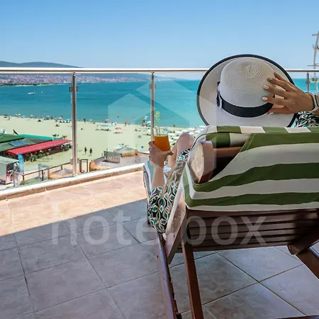 Briz Aparthotel Sluneční pobřeží