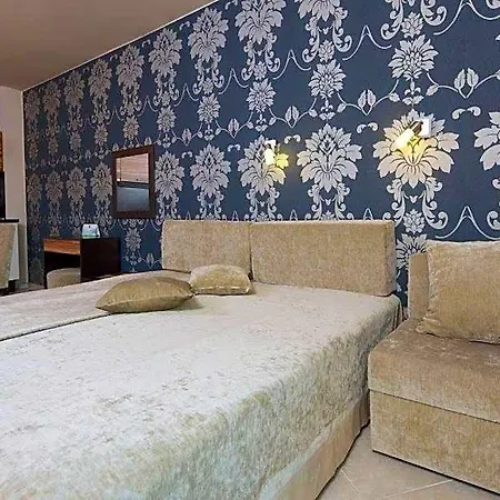 Briz Апарт-отель 3*
