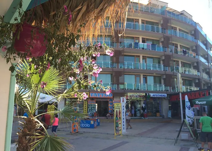 Lejlighedshotel Briz 3*